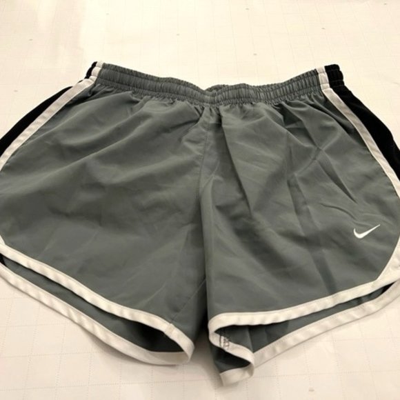 Nike Other - 🍉Gently used Nike Tempo shorts in size YL - grey/black